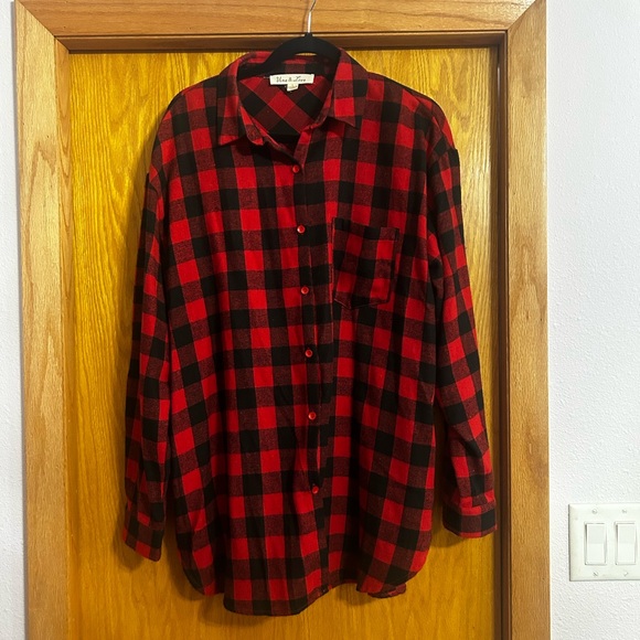 Vine & Love Tops - Red and Black Plaid flannel